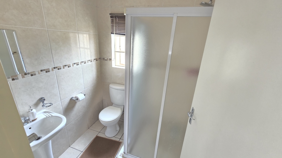 3 Bedroom Property for Sale in Waterkloof East North West